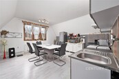 Prodej světlého bytu 3+1 s balkonem, sklepem, Jeremenkova 653/3, 78701 Šumperk, ideální pro rodinné bydlení či investici, cena 5449000 CZK / objekt, nabízí 