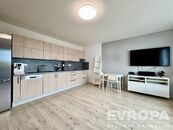 Prodej novostavby bytu 3+kk s balkonem a dvěma parkovacími místy Olomouc Nedvězí, cena 6250000 CZK / objekt, nabízí 