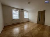 Pronájem bytu 2+1 Olomouc, ul. Jiráskova, cena 13000 CZK / objekt / měsíc, nabízí 