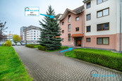 Prodej podkrovního bytu 4+kk a dvě garážová stání v Olomouci, cena 11990000 CZK / objekt, nabízí 