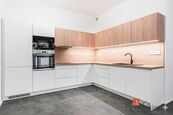 Pronájem, byty/2+kk, 66 m2, Wolkerova 1213/31, 77900 Olomouc, Olomouc [ID 84741], cena 21000 CZK / objekt / měsíc, nabízí Realityspolu