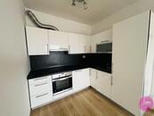 Pronájem bytu 2+kk s terasou na ulici Peškova v Olomouci, cena 15800 CZK / objekt / měsíc, nabízí 