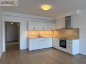 Pronájem moderního bytu 2+kk s balkonem a garážovým stáním, cena 16500 CZK / objekt / měsíc, nabízí 