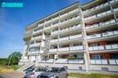 Pronájem cihlového bytu o dispozici 1+kk s terasou na ul. Jeremiášova v Olomouci. , cena 11900 CZK / objekt / měsíc, nabízí 