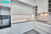 Pronájem právě dokončené novostavby bytu nacházející se v novostavbě domu na ul. Andělská v Olomouci, cena 16900 CZK / objekt / měsíc, nabízí 
