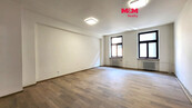 Pronájem bytu 3+1, 82 m2, 4. NP, Olomouc, ul. Švédská, cena 20000 CZK / objekt / měsíc, nabízí M&M reality holding a.s.