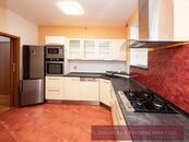 Pronájem bytu 5+1, U Malvazinky, cena 37000 CZK / objekt / měsíc, nabízí 