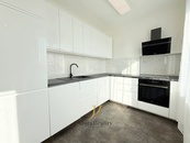 Prodej Bytu 2+kk, 55 m2, Tř. Míru, Olomouc - Neředín, cena 5390000 CZK / objekt, nabízí 