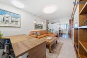 PRODEJ PROSTORNÉHO BYTU 3+1 S TERASOU OLOMOUC, UL. VOSKOVICOVA, cena 9990000 CZK / objekt, nabízí 