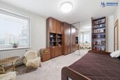 PRODEJ PROSTORNÉHO BYTU 3+1 S TERASOU OLOMOUC, UL. VOSKOVCOVA, cena 9990000 CZK / objekt, nabízí 